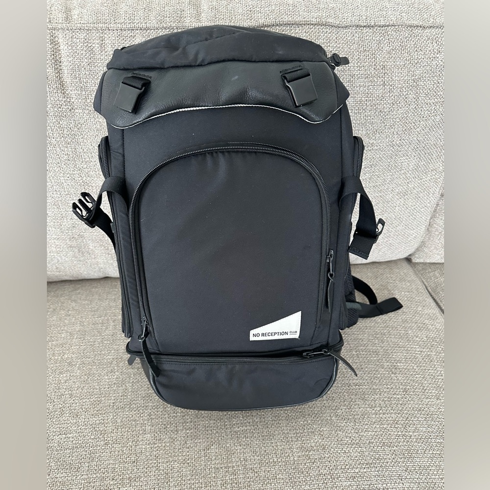 ‘No Reception’ diaper bag